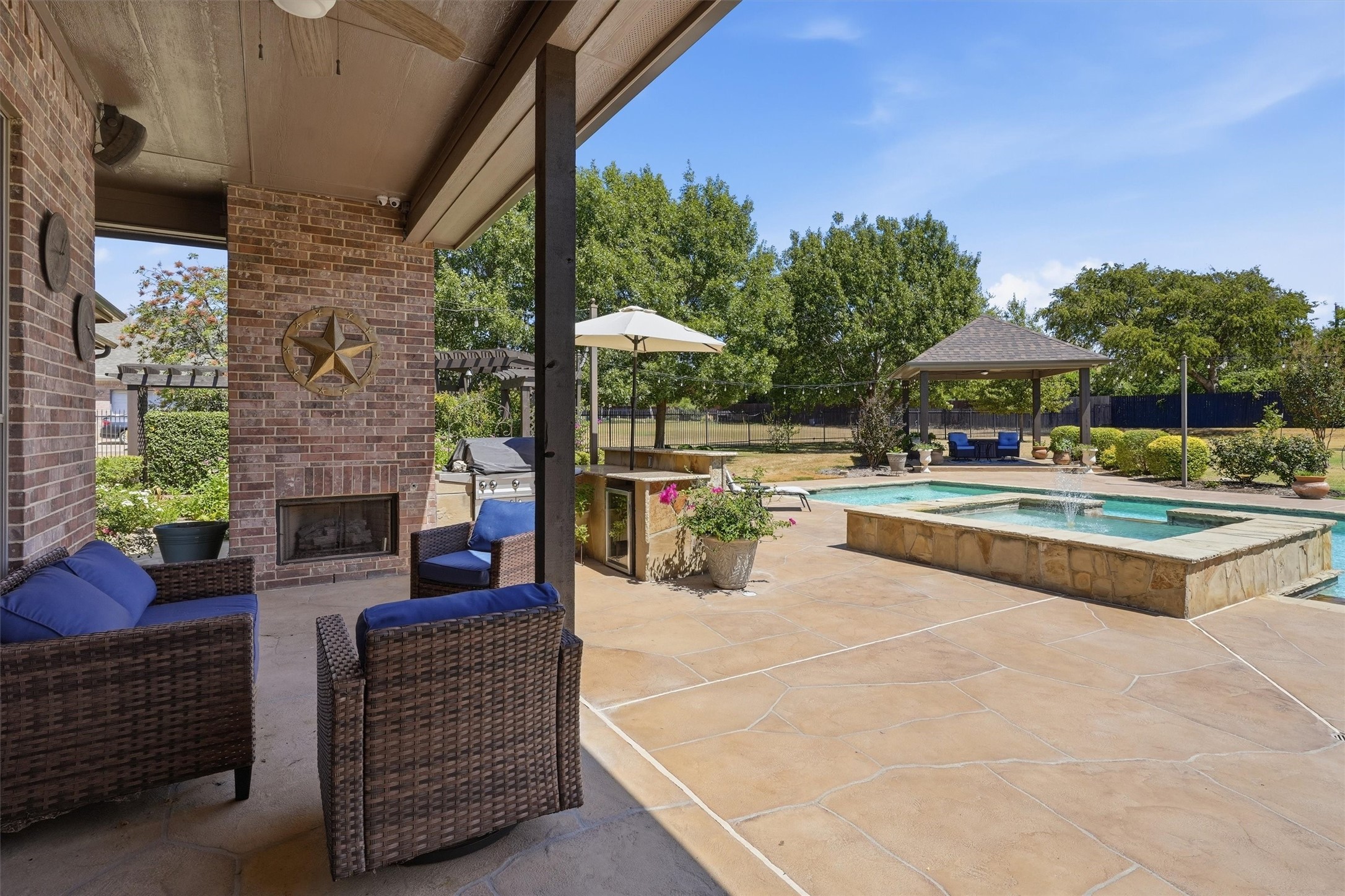 3832 Eagles Nest Trail