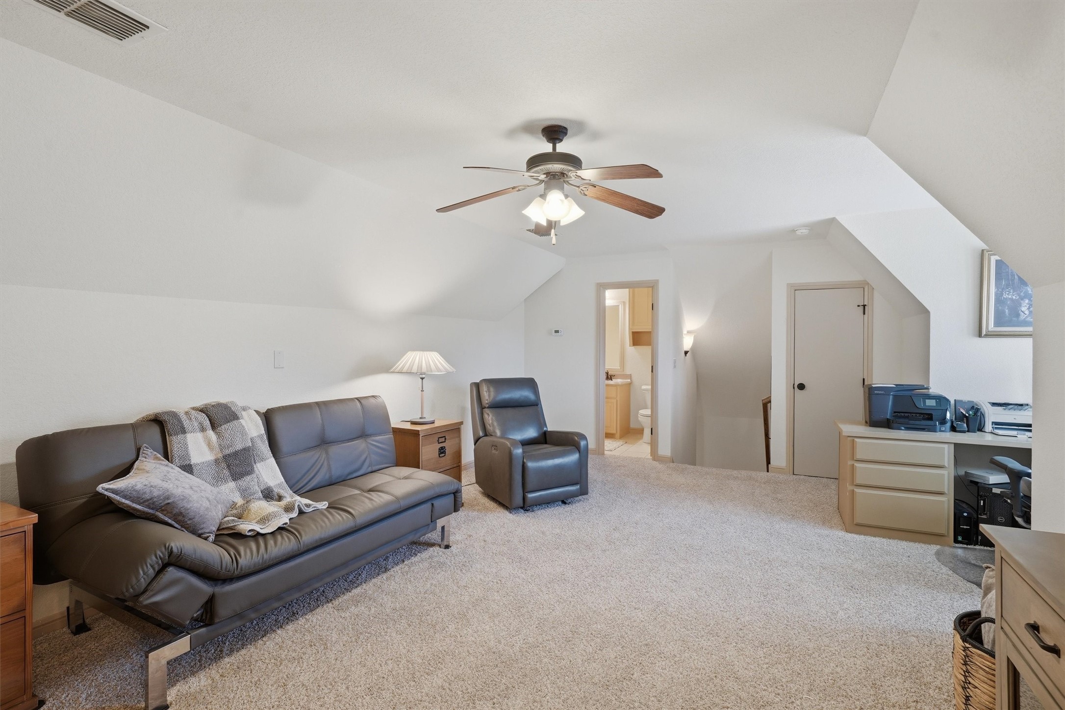 3832 Eagles Nest Trail