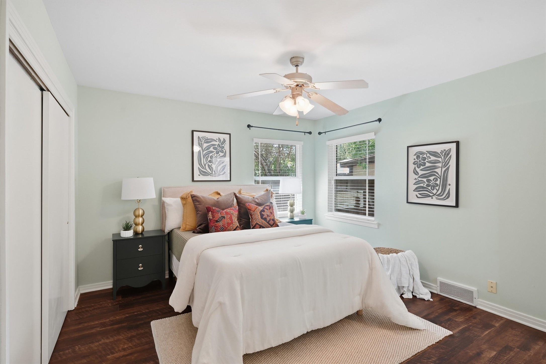 4709 Selkirk Drive