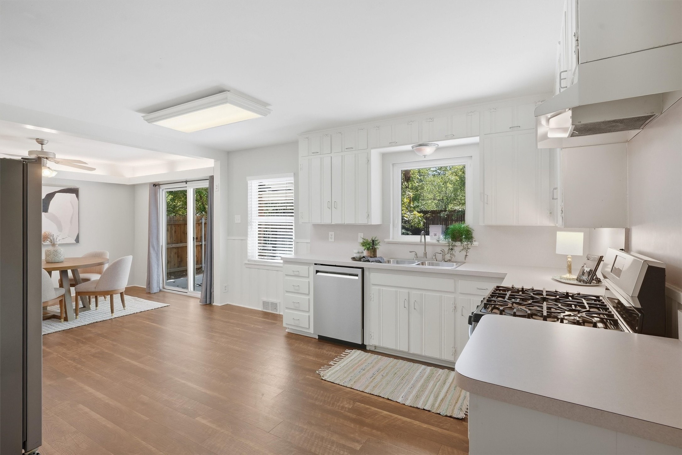 4709 Selkirk Drive