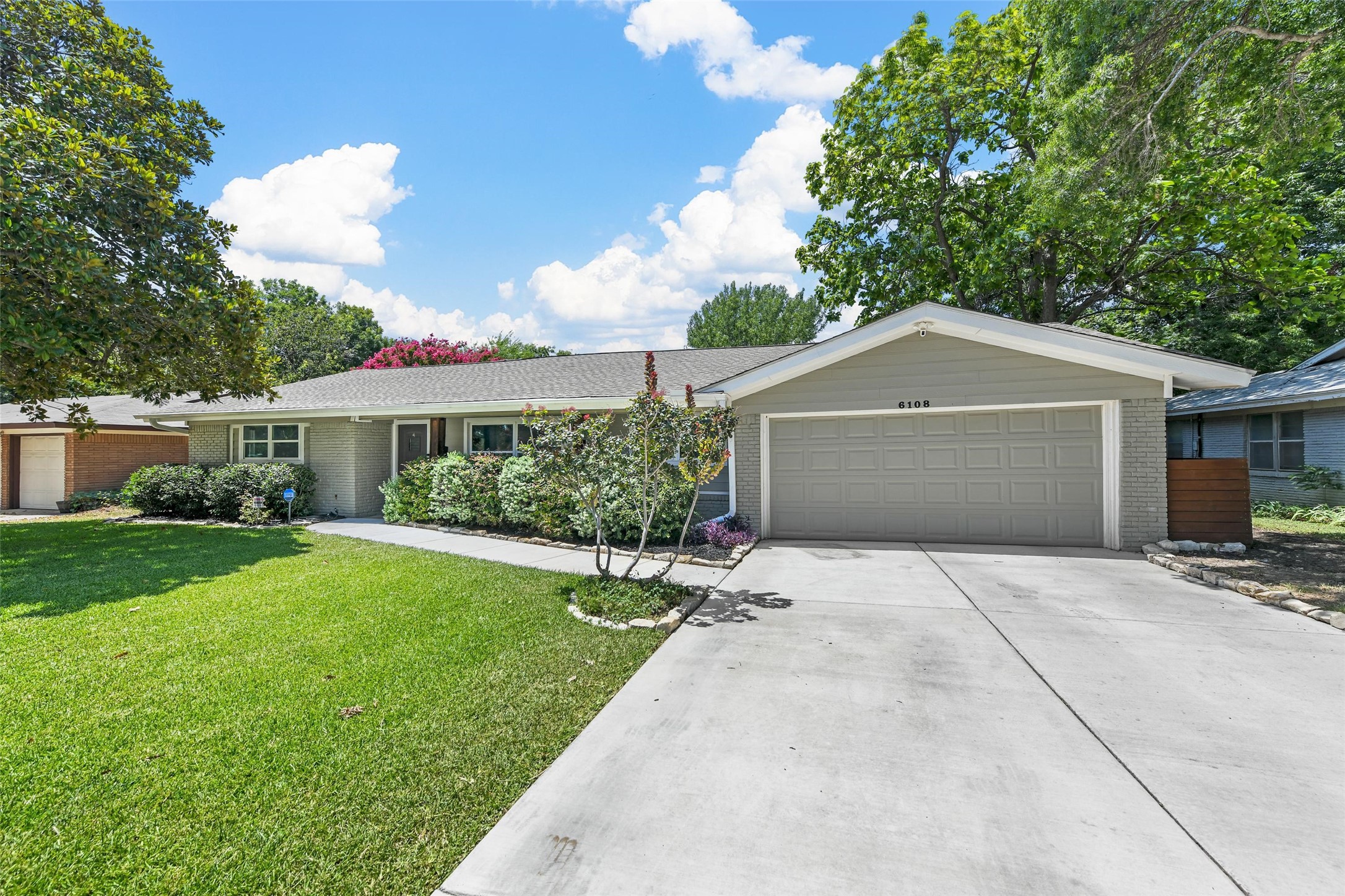 6108 Trail Lake Drive