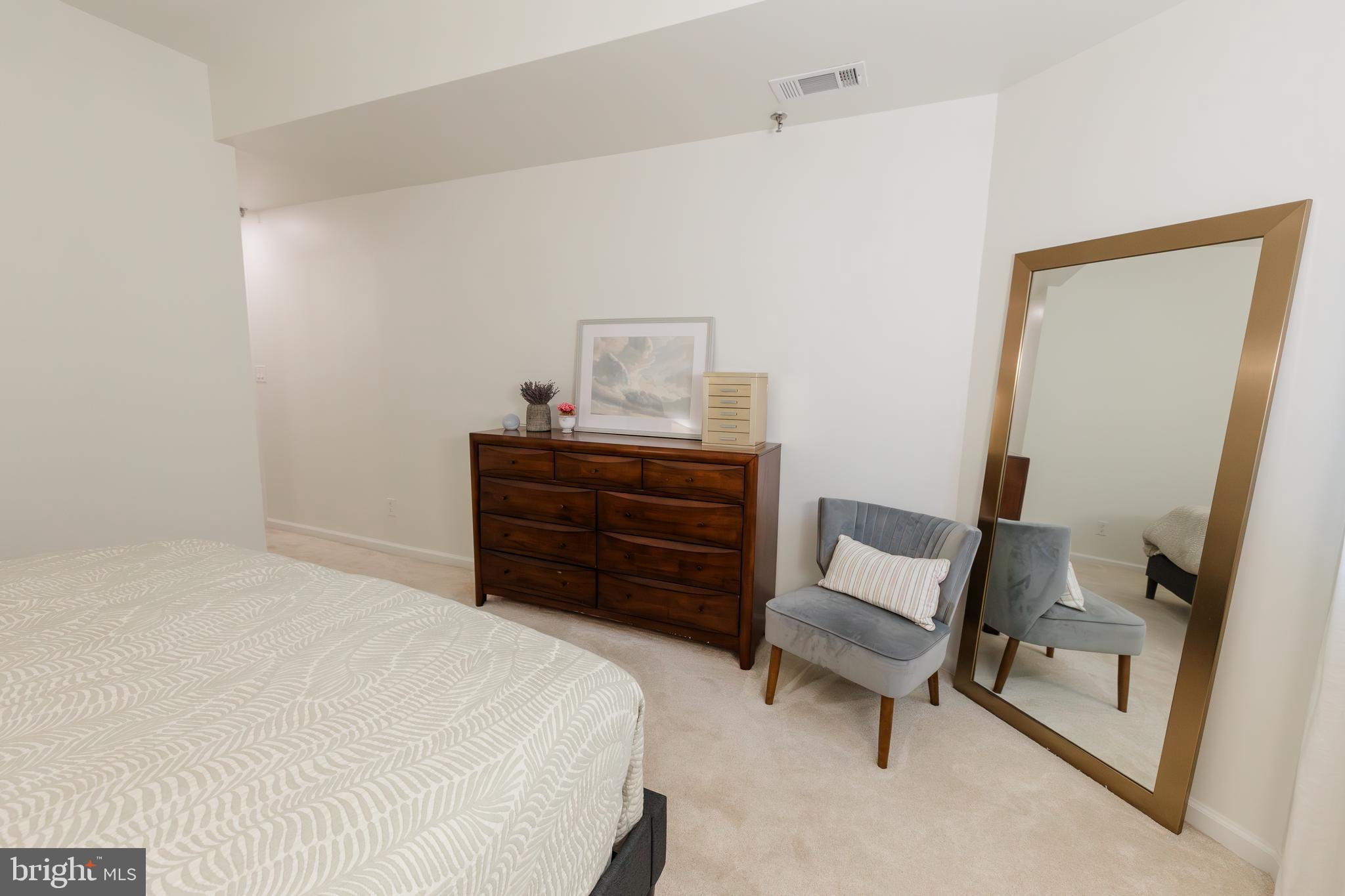 1024 N UTAH STREET 116