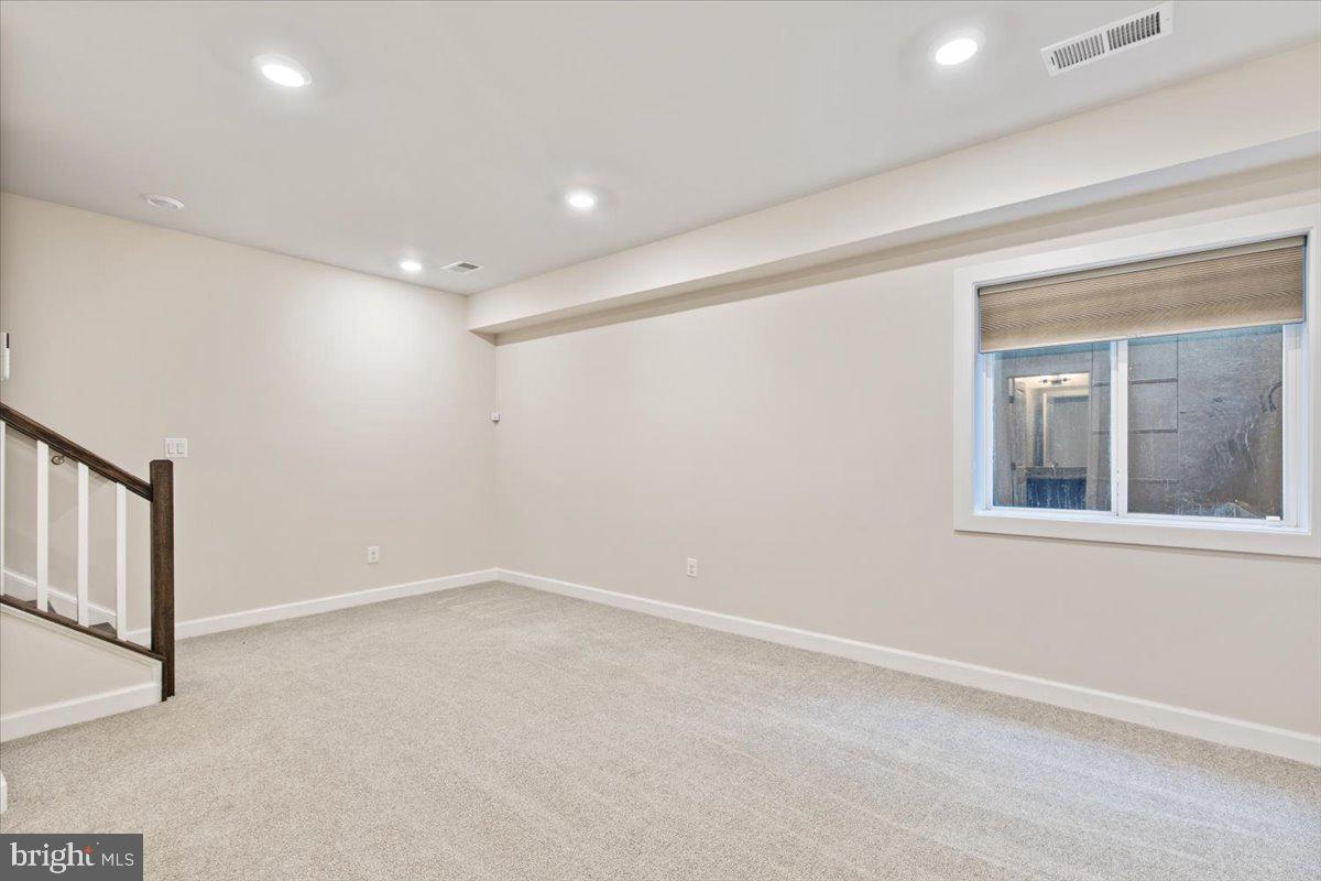 5740 10TH ROAD N