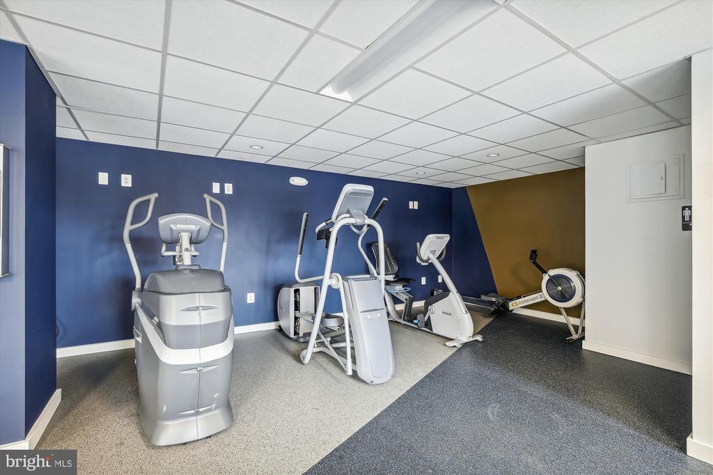 2500 N VAN DORN STREET 1101