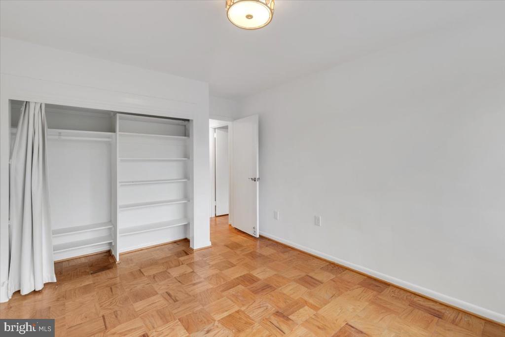 200 N MAPLE AVENUE 416