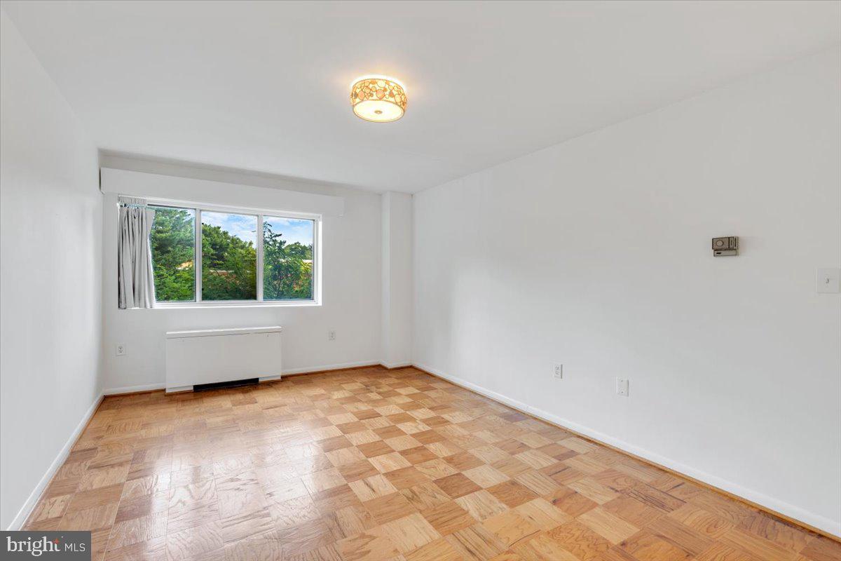 200 N MAPLE AVENUE 416