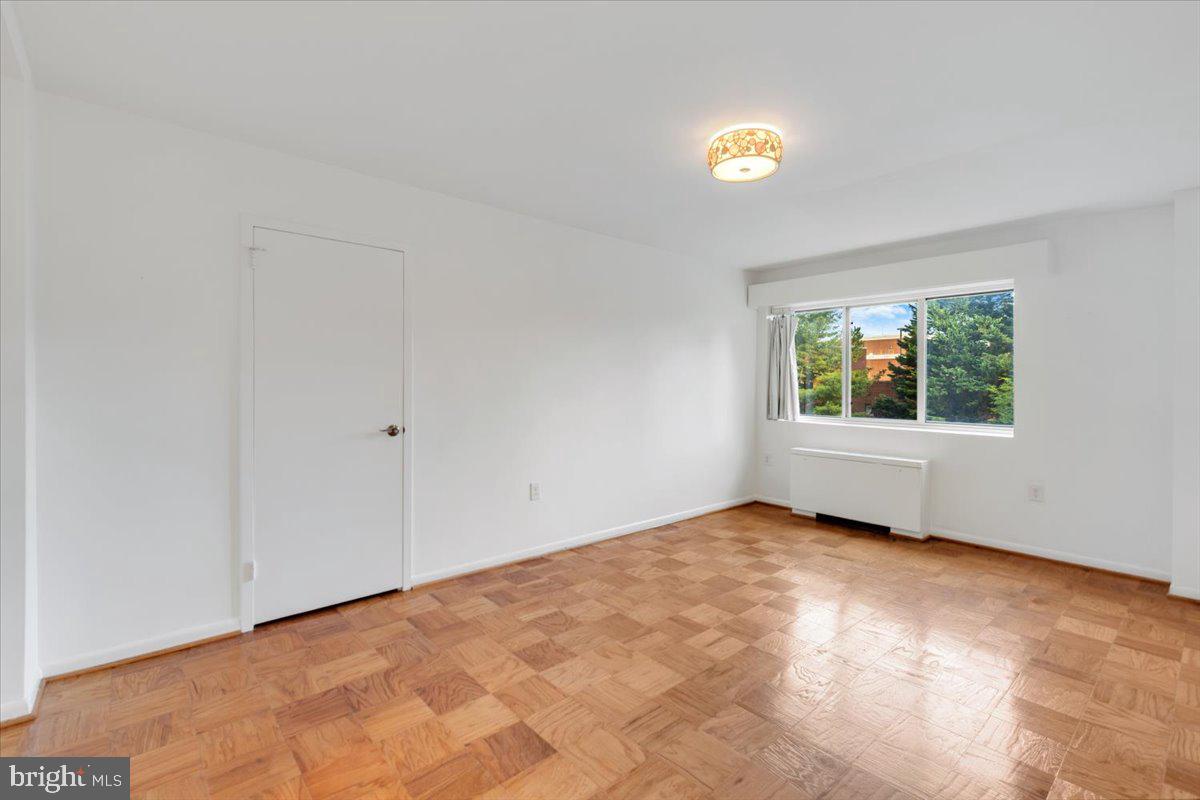 200 N MAPLE AVENUE 416