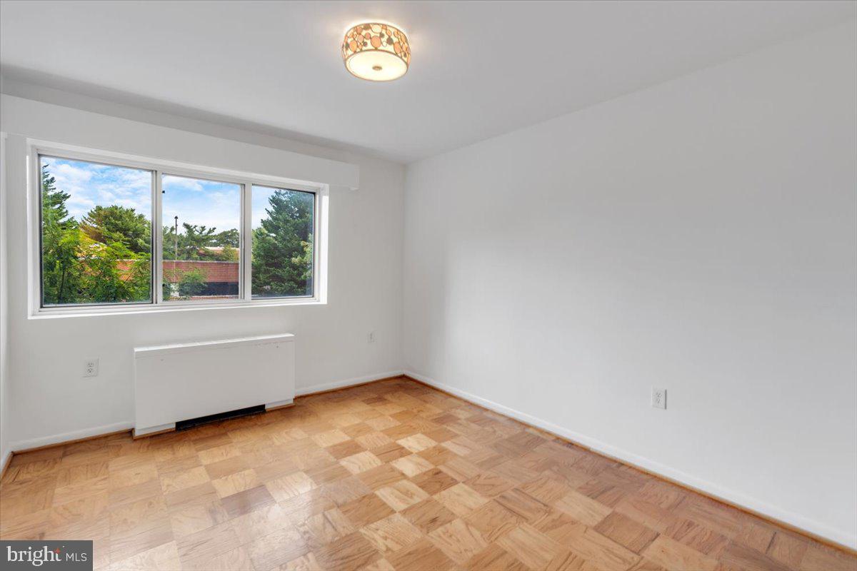 200 N MAPLE AVENUE 416