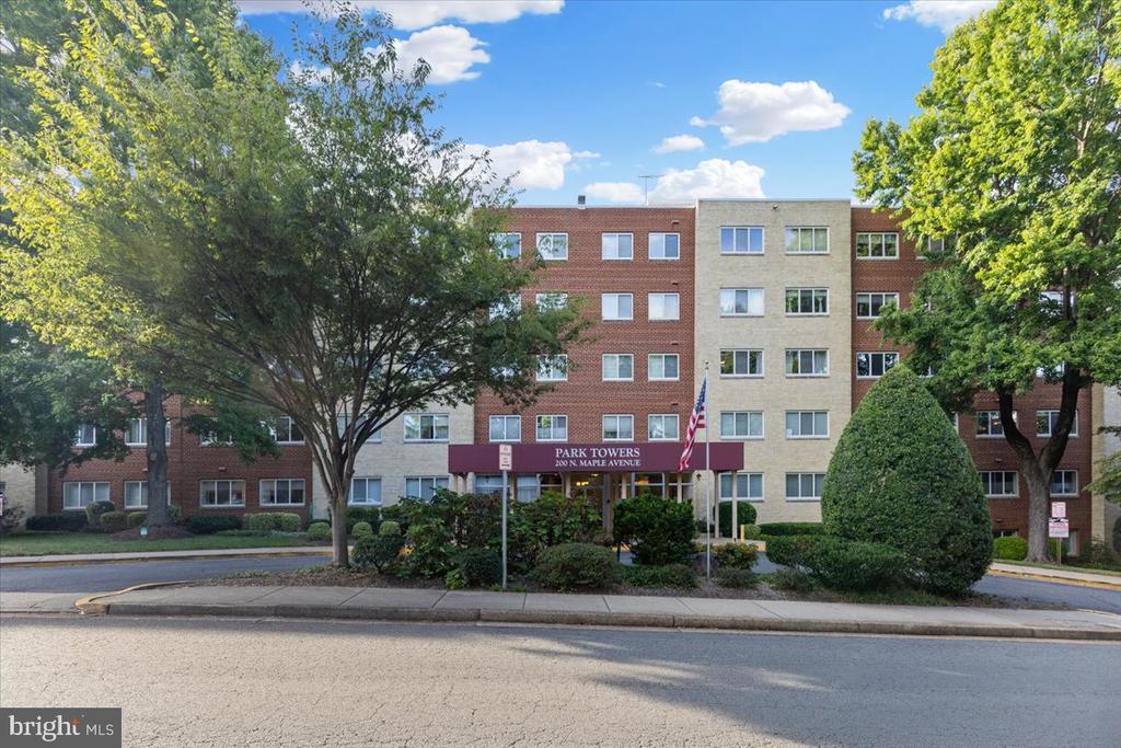 200 N MAPLE AVENUE 416