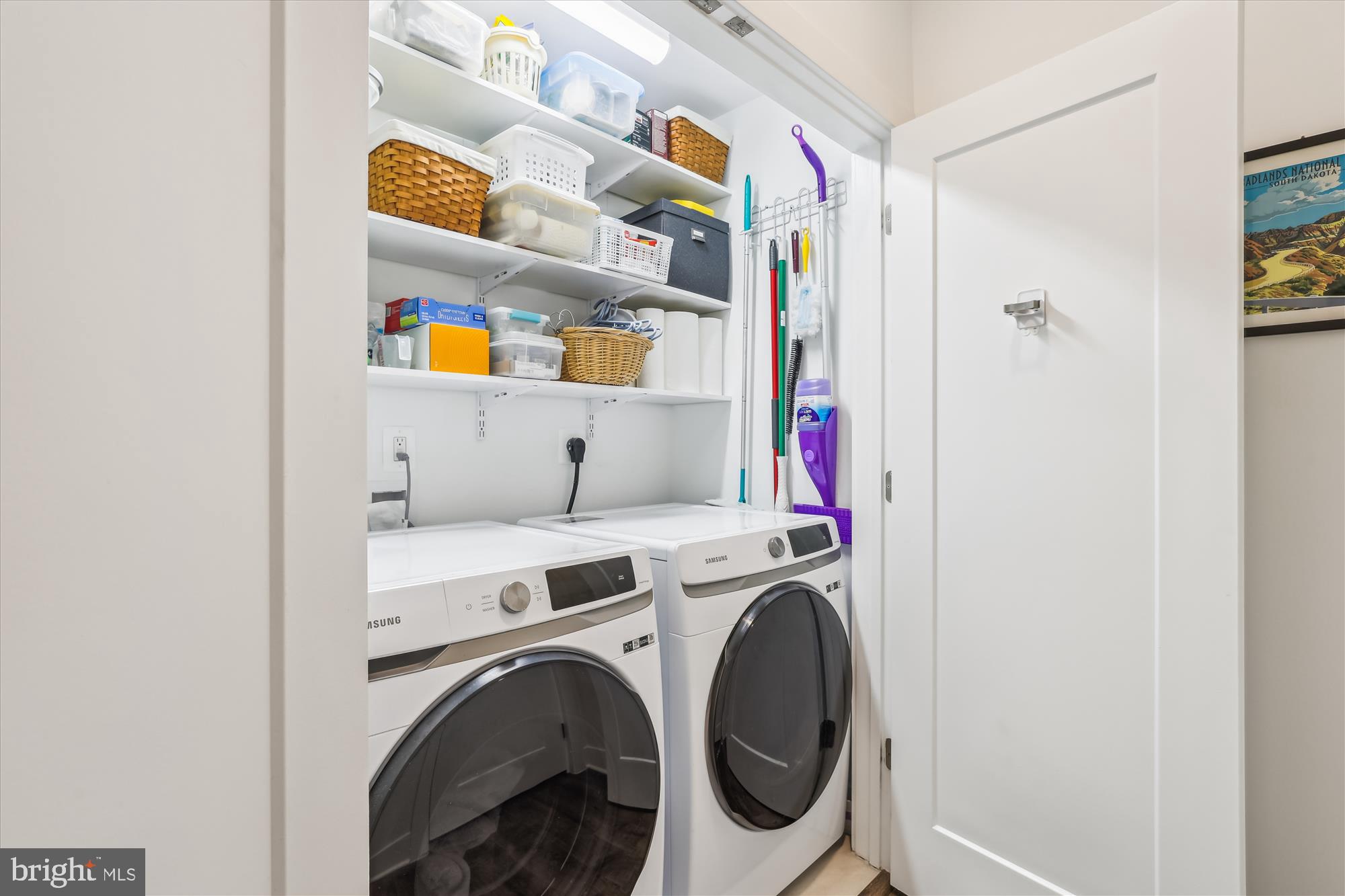 3538 SUTTON HEIGHTS CIRCLE