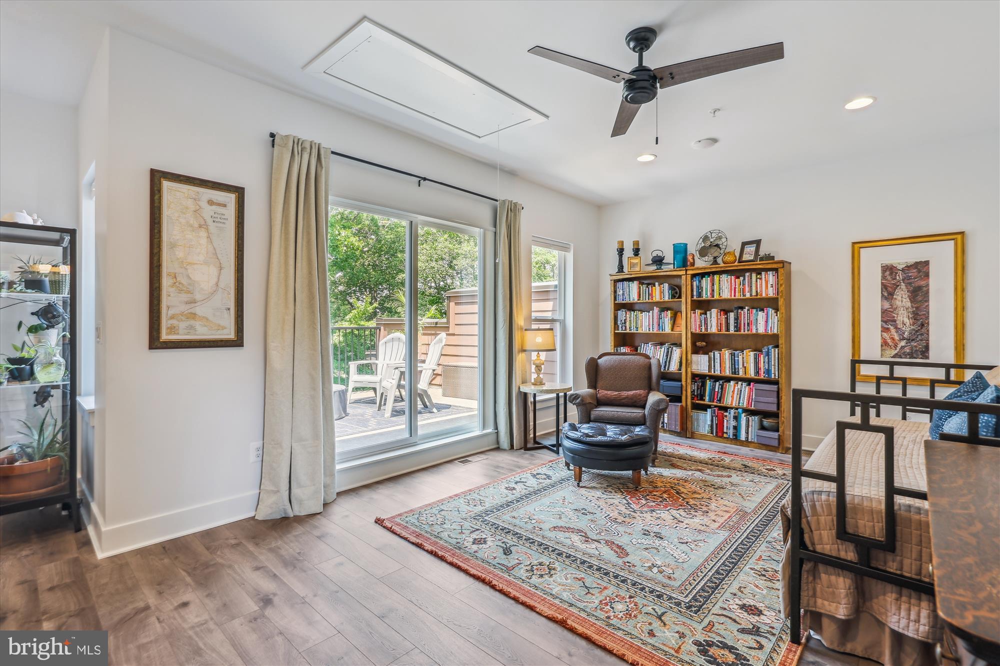 3538 SUTTON HEIGHTS CIRCLE