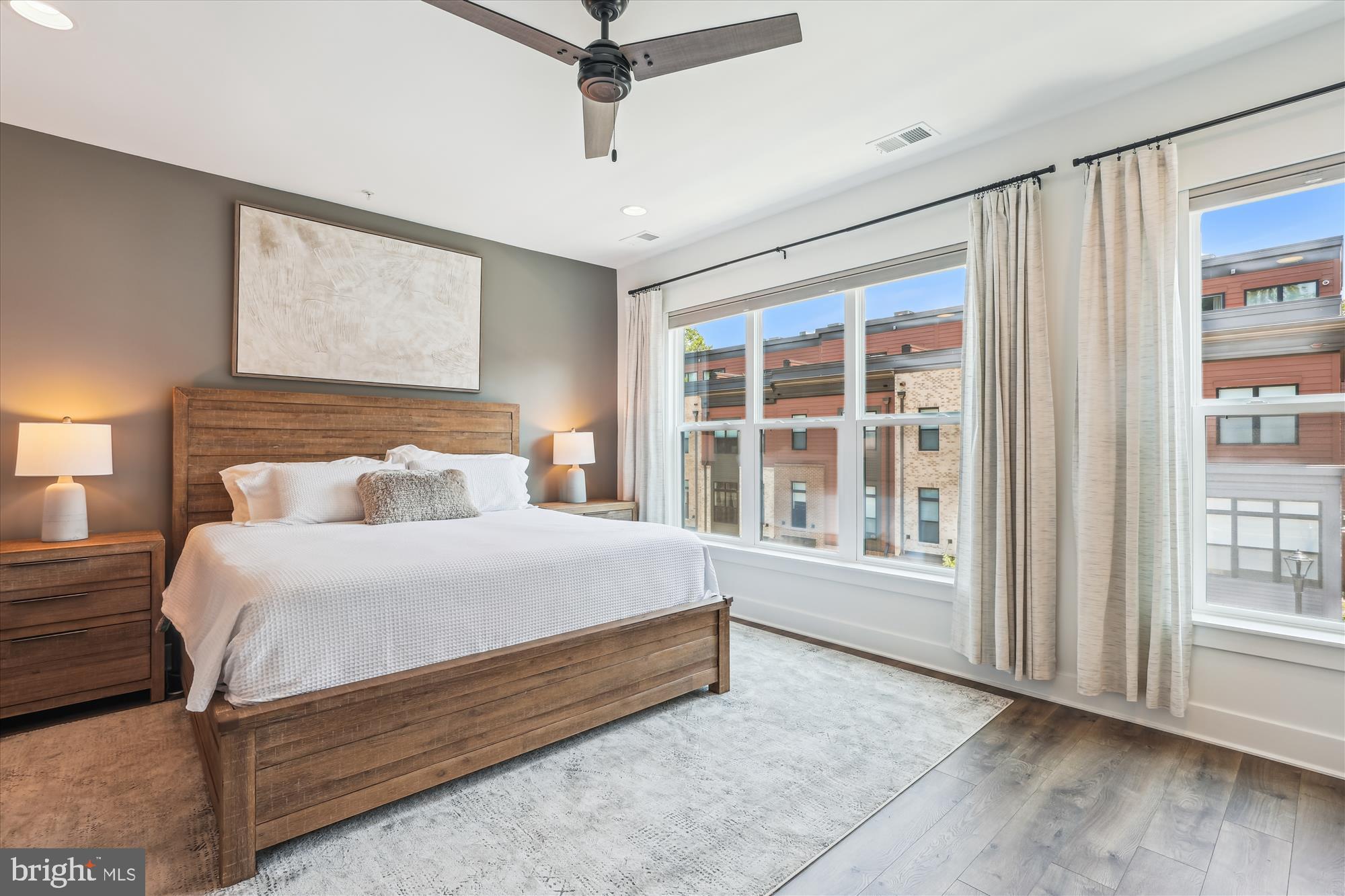 3538 SUTTON HEIGHTS CIRCLE