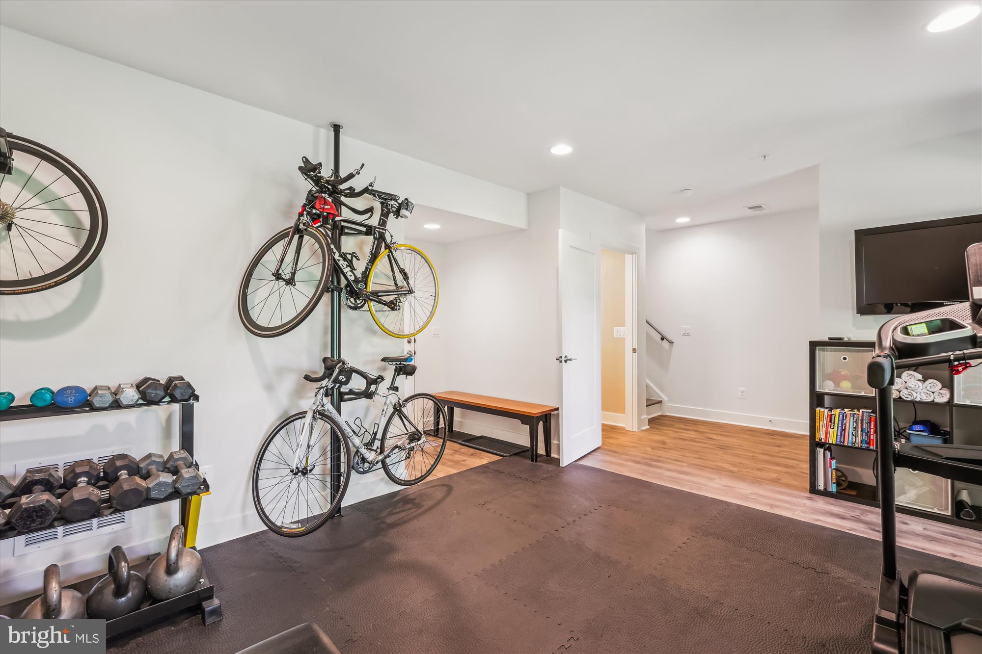 3538 SUTTON HEIGHTS CIRCLE