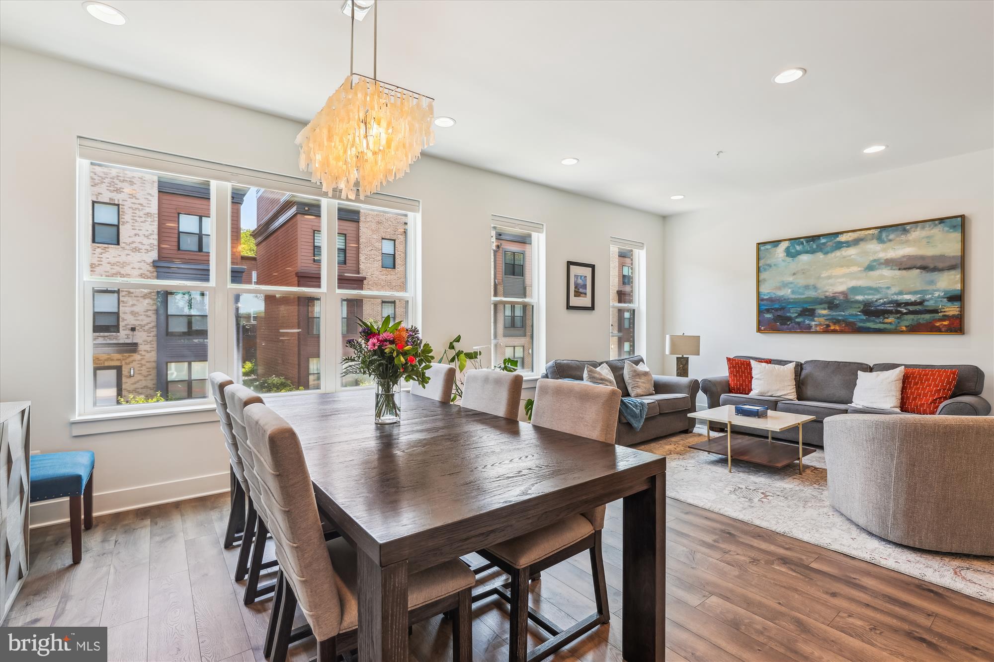 3538 SUTTON HEIGHTS CIRCLE