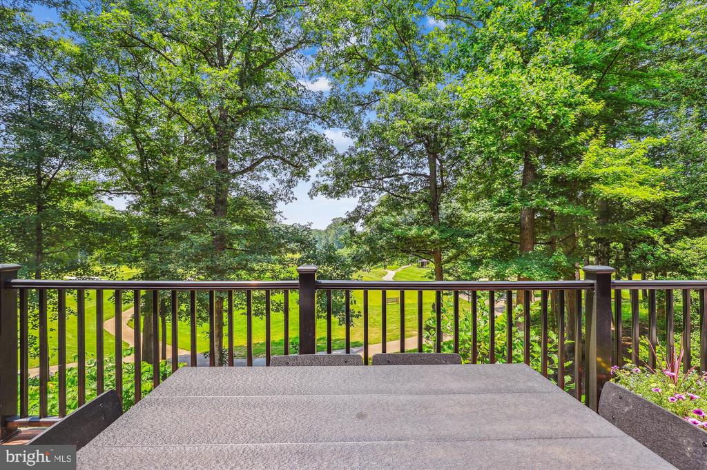 3538 SUTTON HEIGHTS CIRCLE