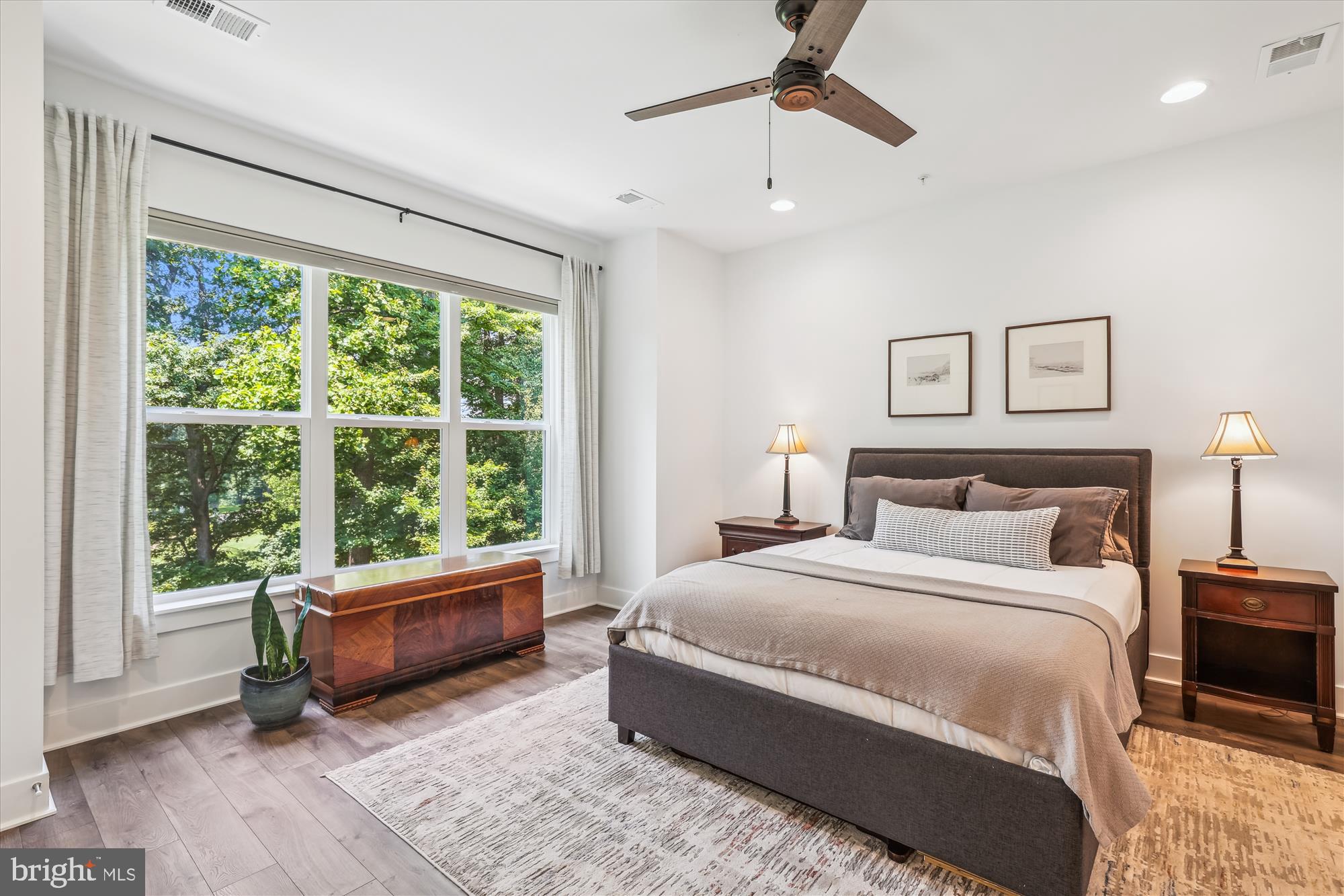 3538 SUTTON HEIGHTS CIRCLE