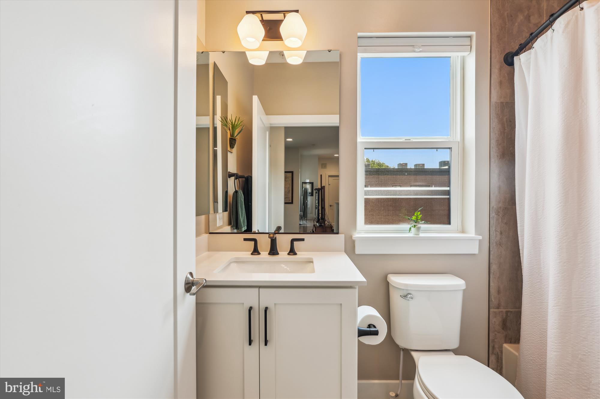 3538 SUTTON HEIGHTS CIRCLE