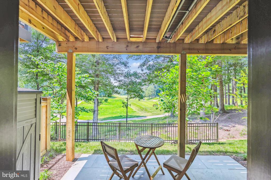 3538 SUTTON HEIGHTS CIRCLE