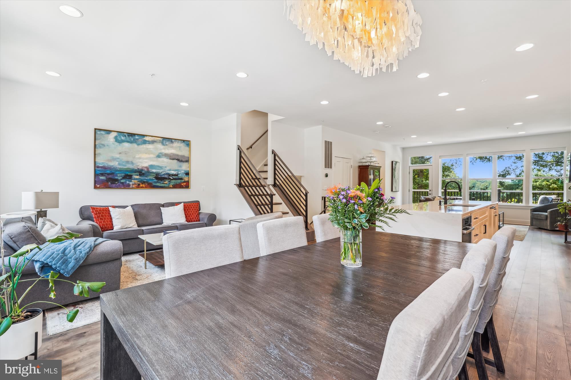 3538 SUTTON HEIGHTS CIRCLE