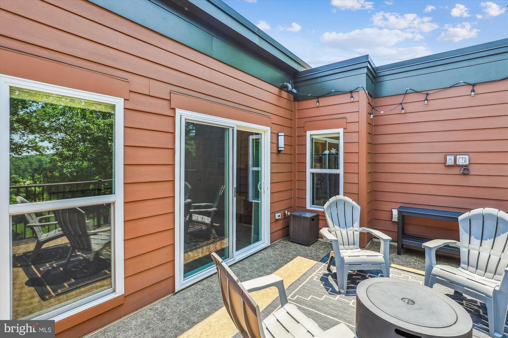 3538 SUTTON HEIGHTS CIRCLE