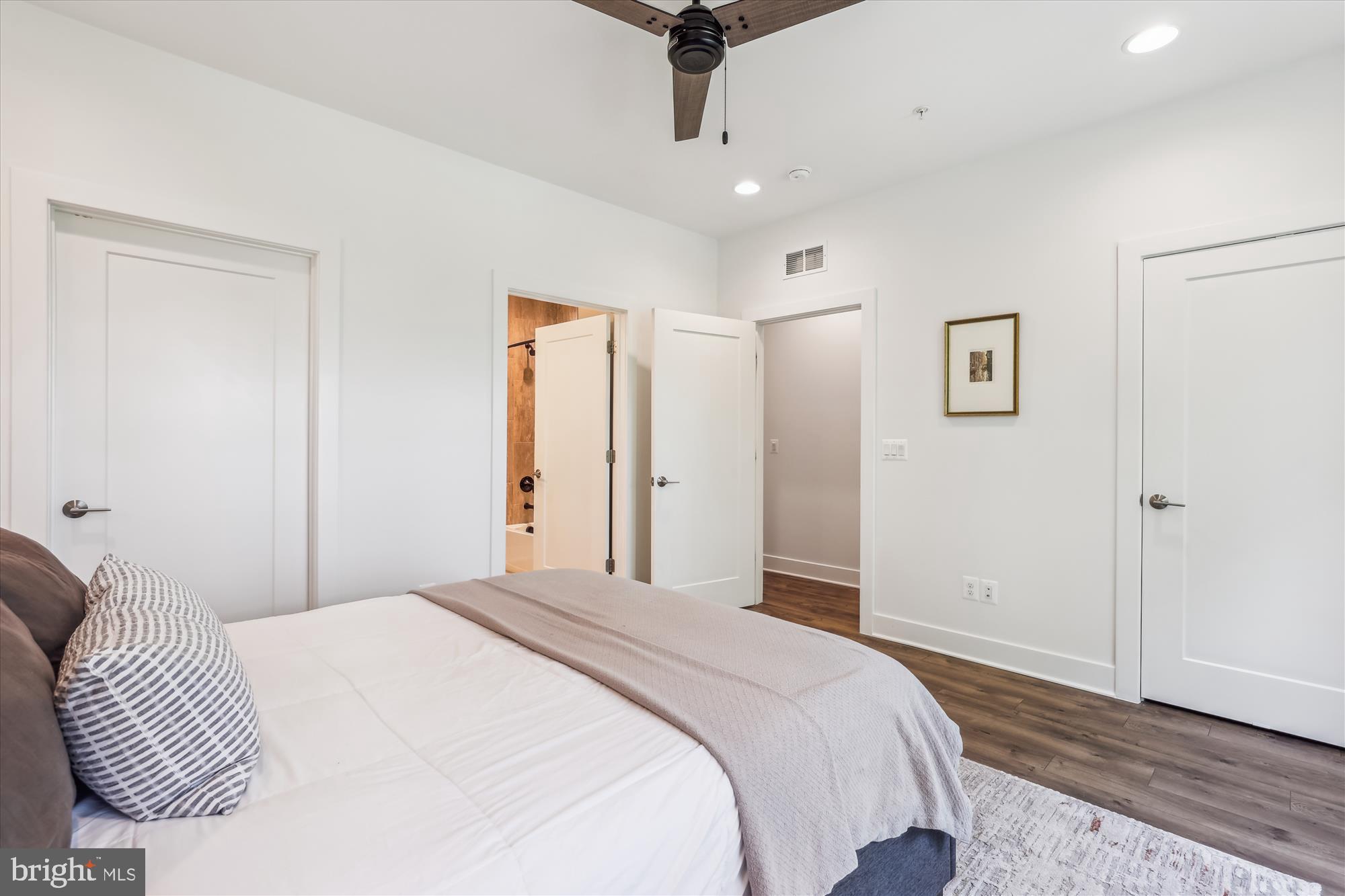 3538 SUTTON HEIGHTS CIRCLE