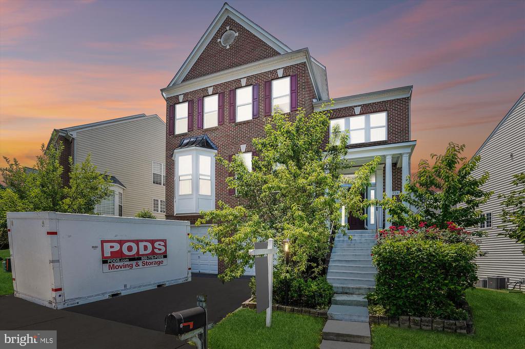 4734 COCHRAN PLACE