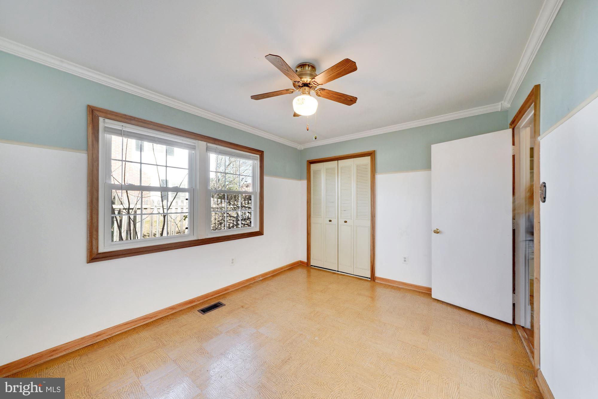 4102 PLAZA LANE