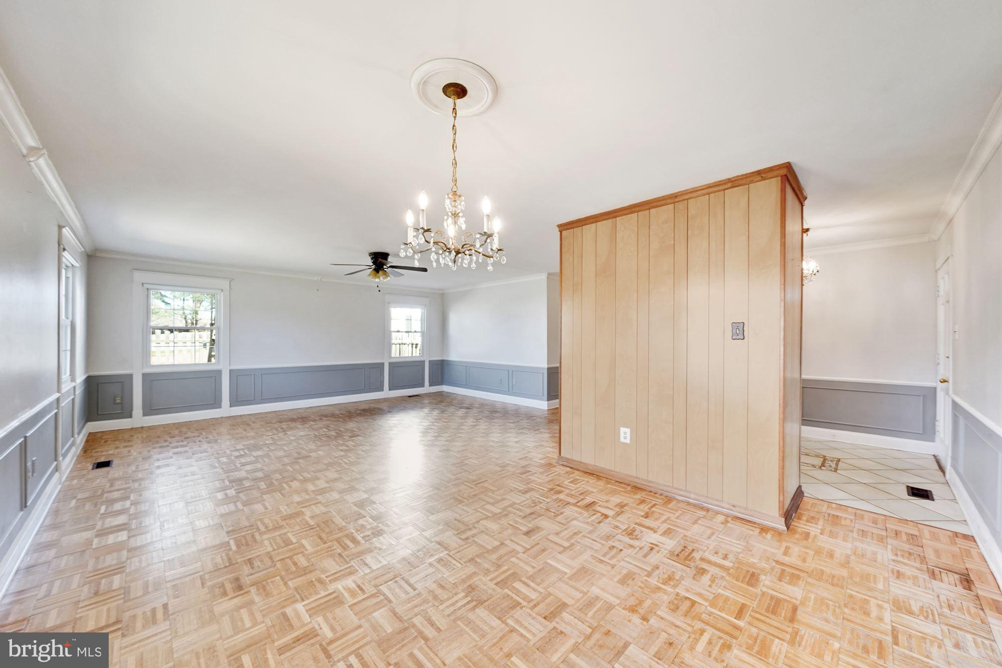 4102 PLAZA LANE