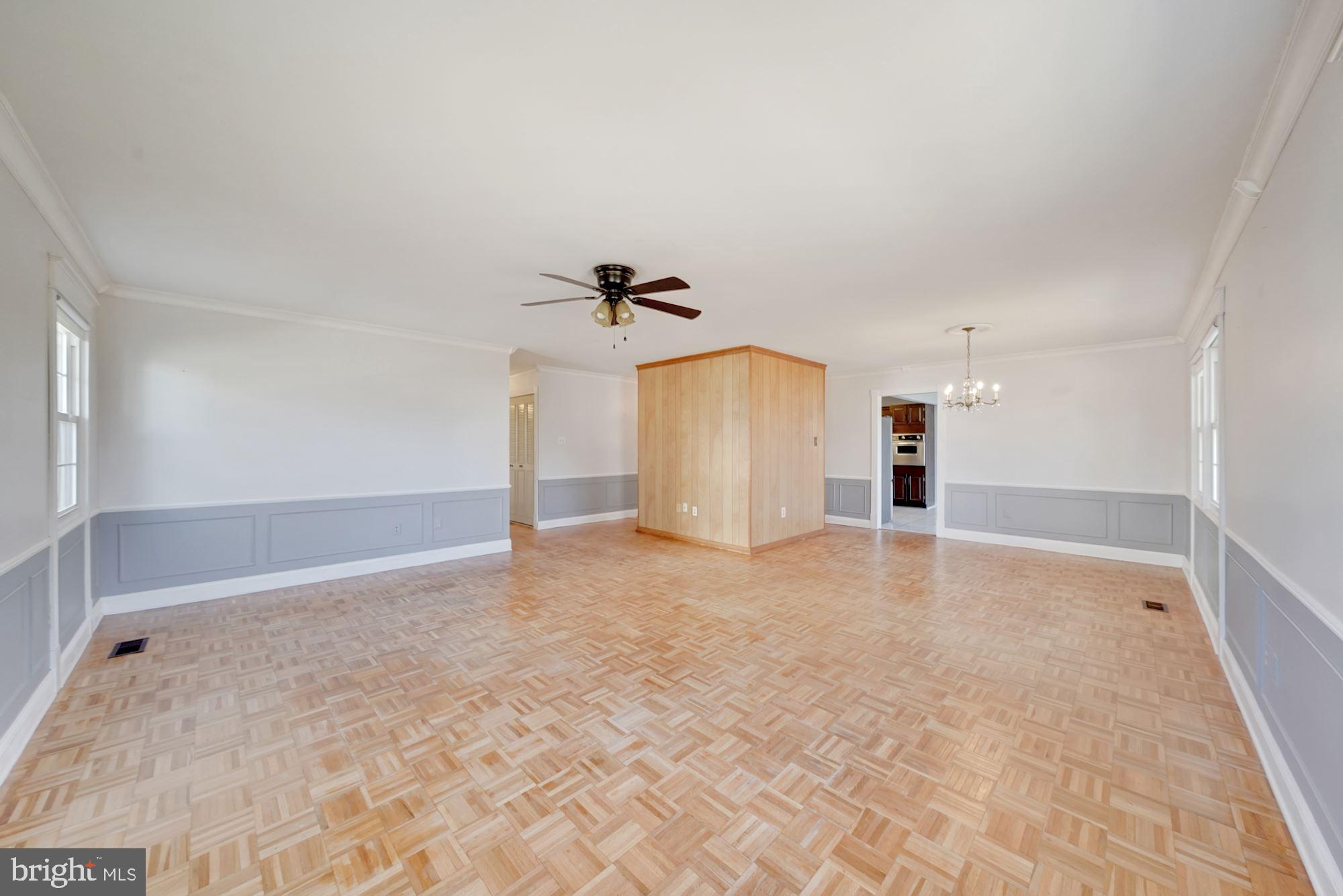 4102 PLAZA LANE