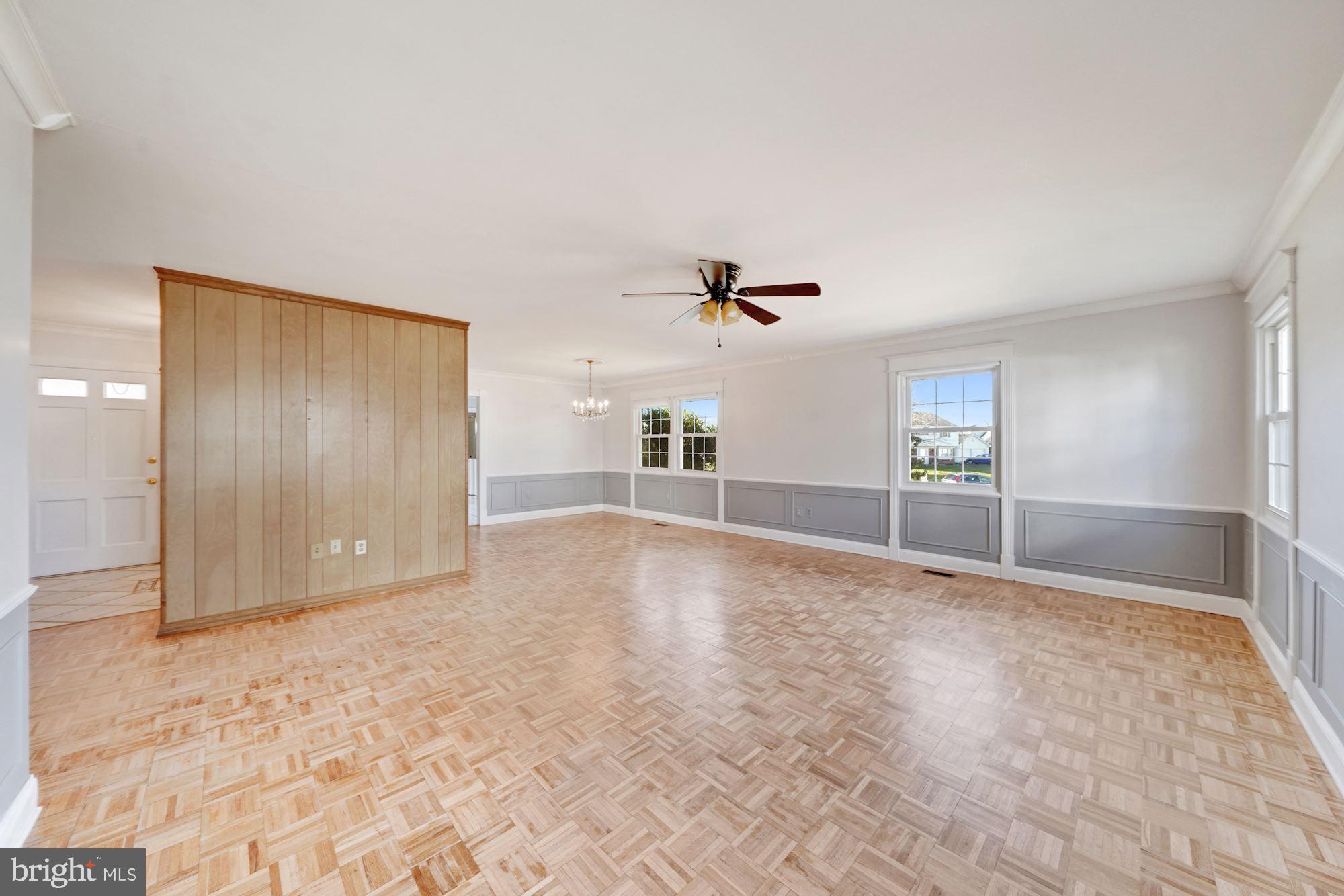 4102 PLAZA LANE