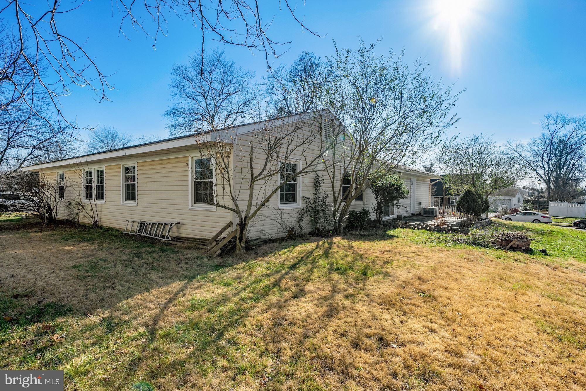 4102 PLAZA LANE