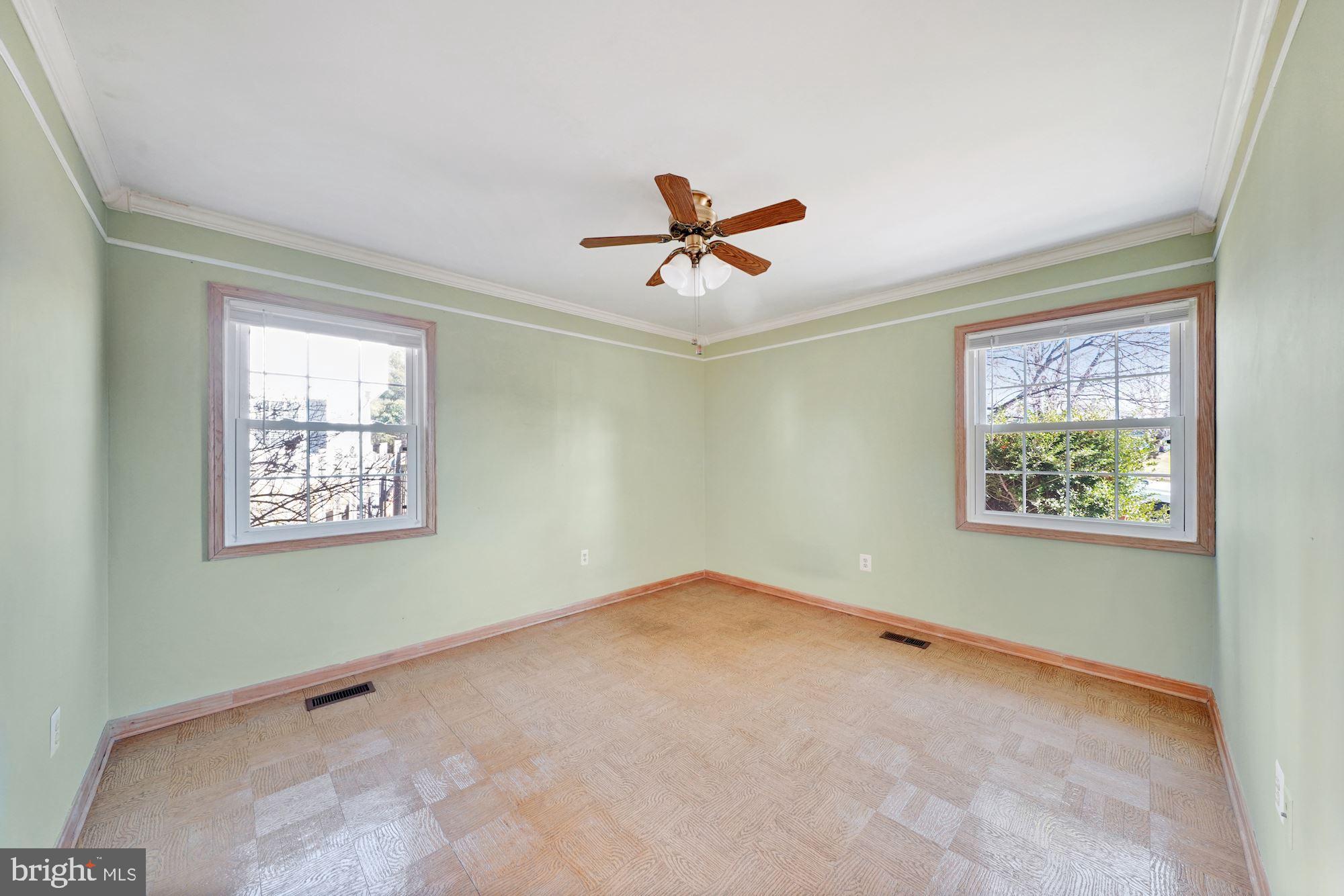 4102 PLAZA LANE