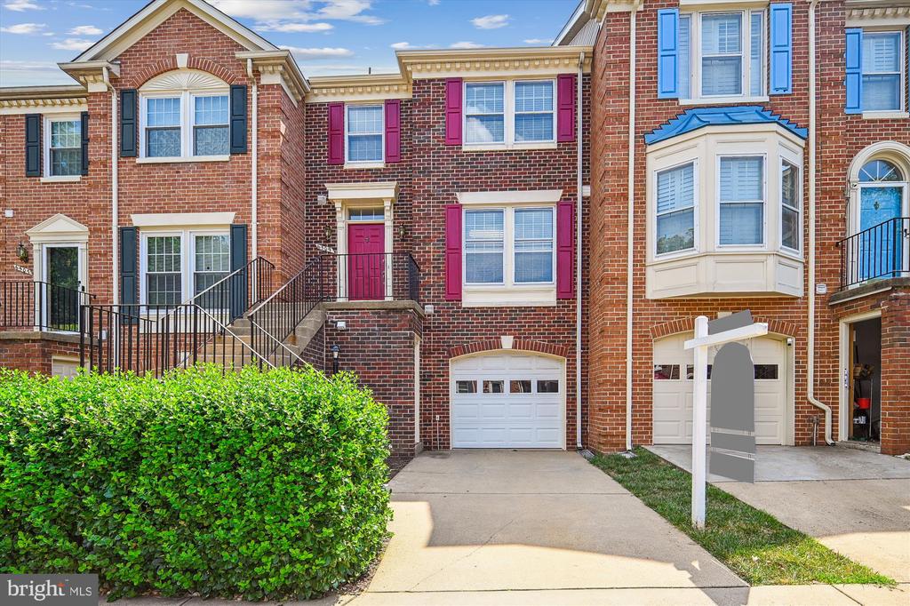 6509 CASTINE LANE