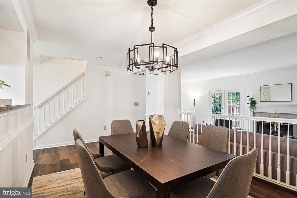 6509 CASTINE LANE