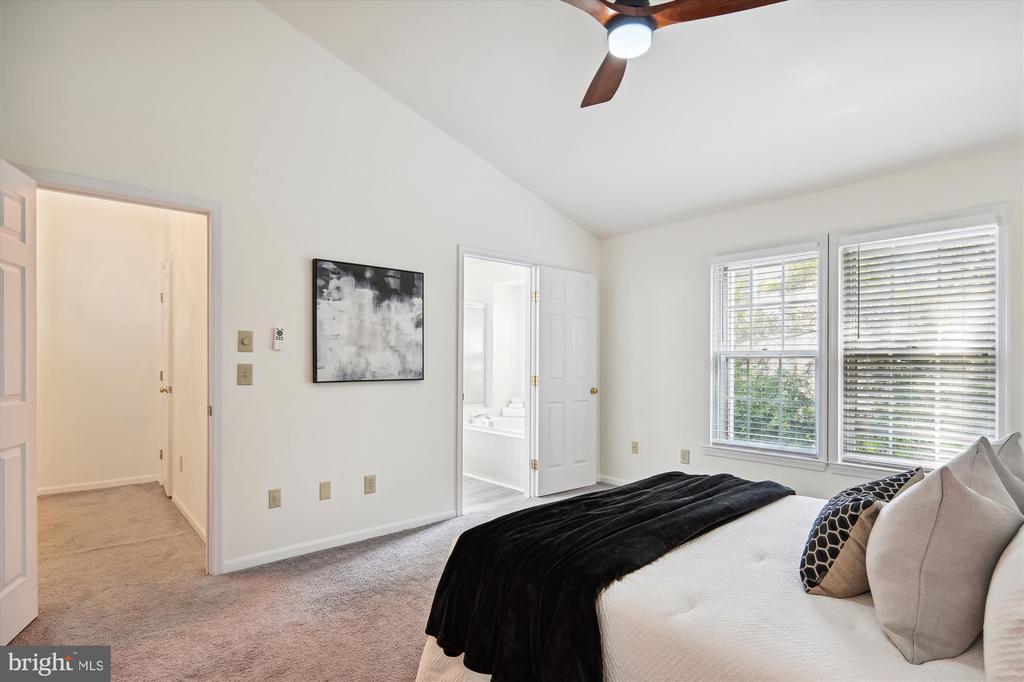 6509 CASTINE LANE