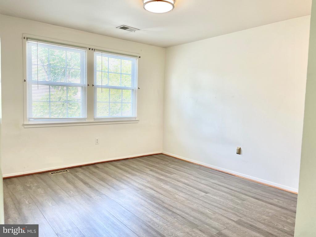 13126 PEBBLE LANE
