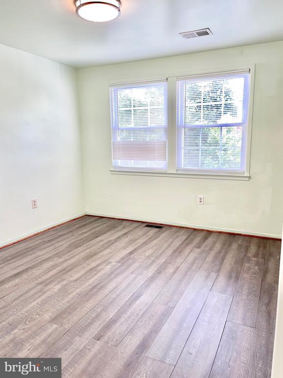 13126 PEBBLE LANE
