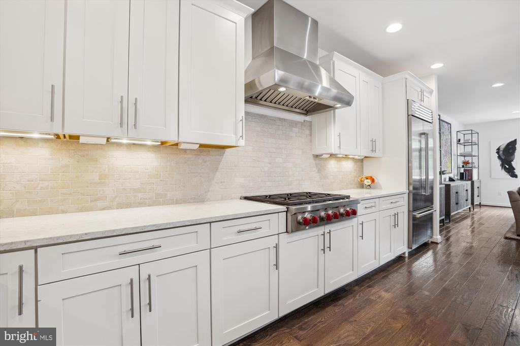 7228 MAGPIE LANE