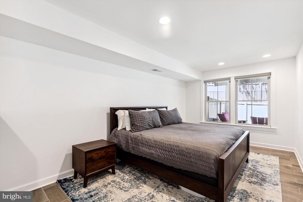 7228 MAGPIE LANE