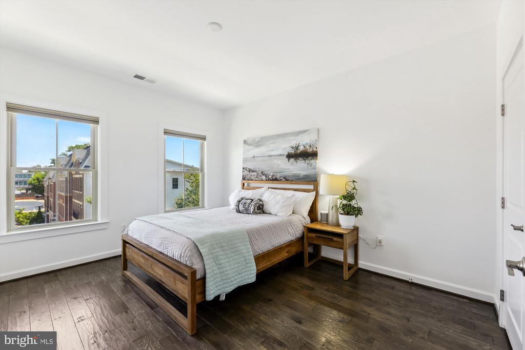 7228 MAGPIE LANE