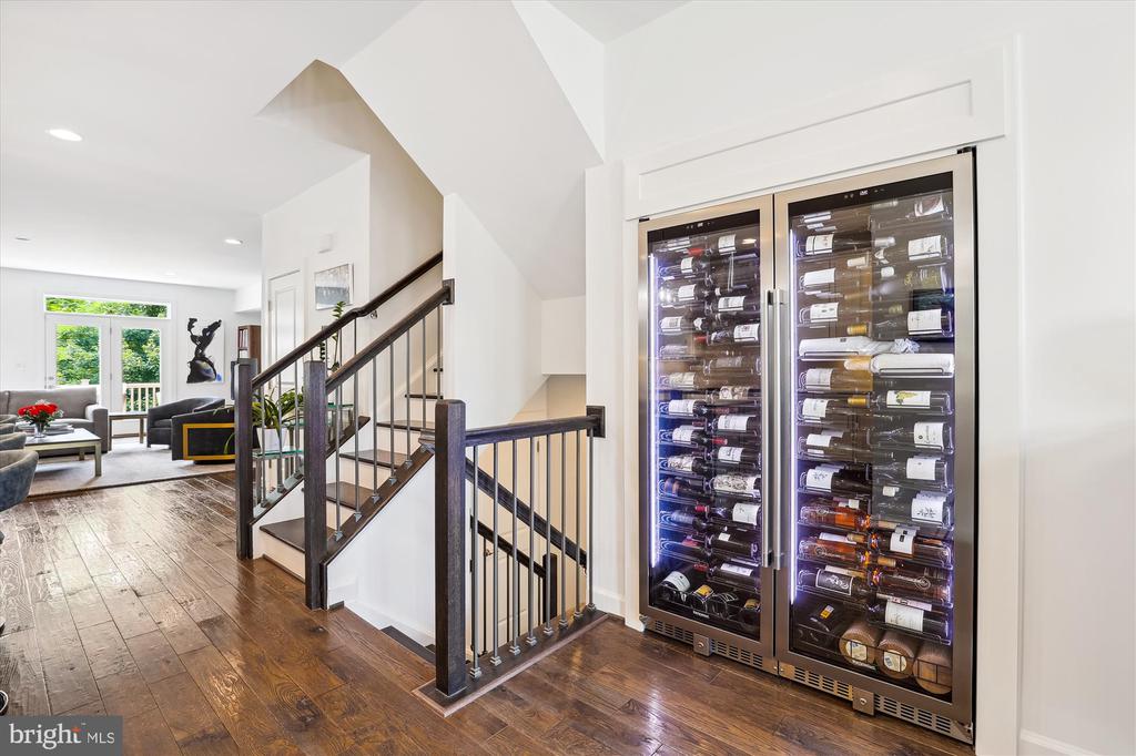 7228 MAGPIE LANE