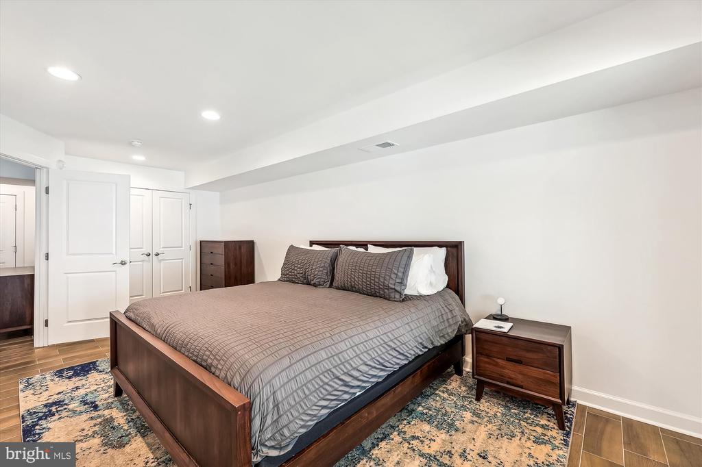 7228 MAGPIE LANE