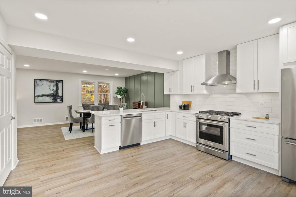 5127 PORTSMOUTH ROAD