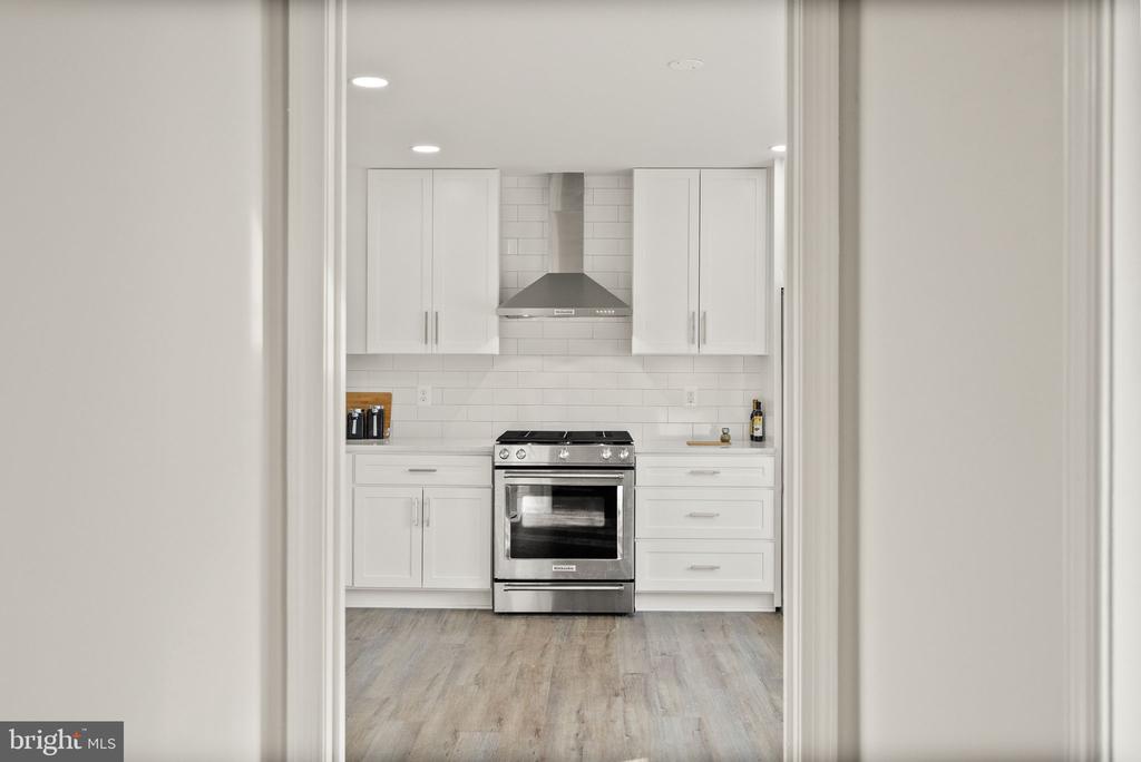 5127 PORTSMOUTH ROAD