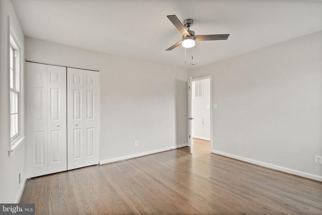 5127 PORTSMOUTH ROAD
