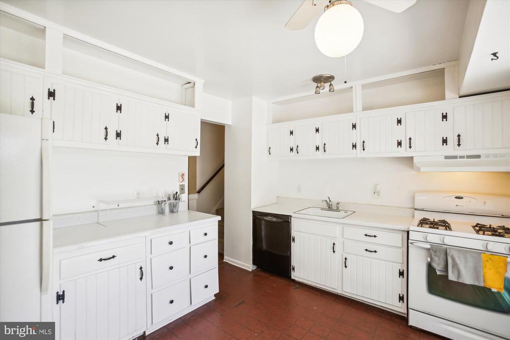 11153 BYRD DRIVE