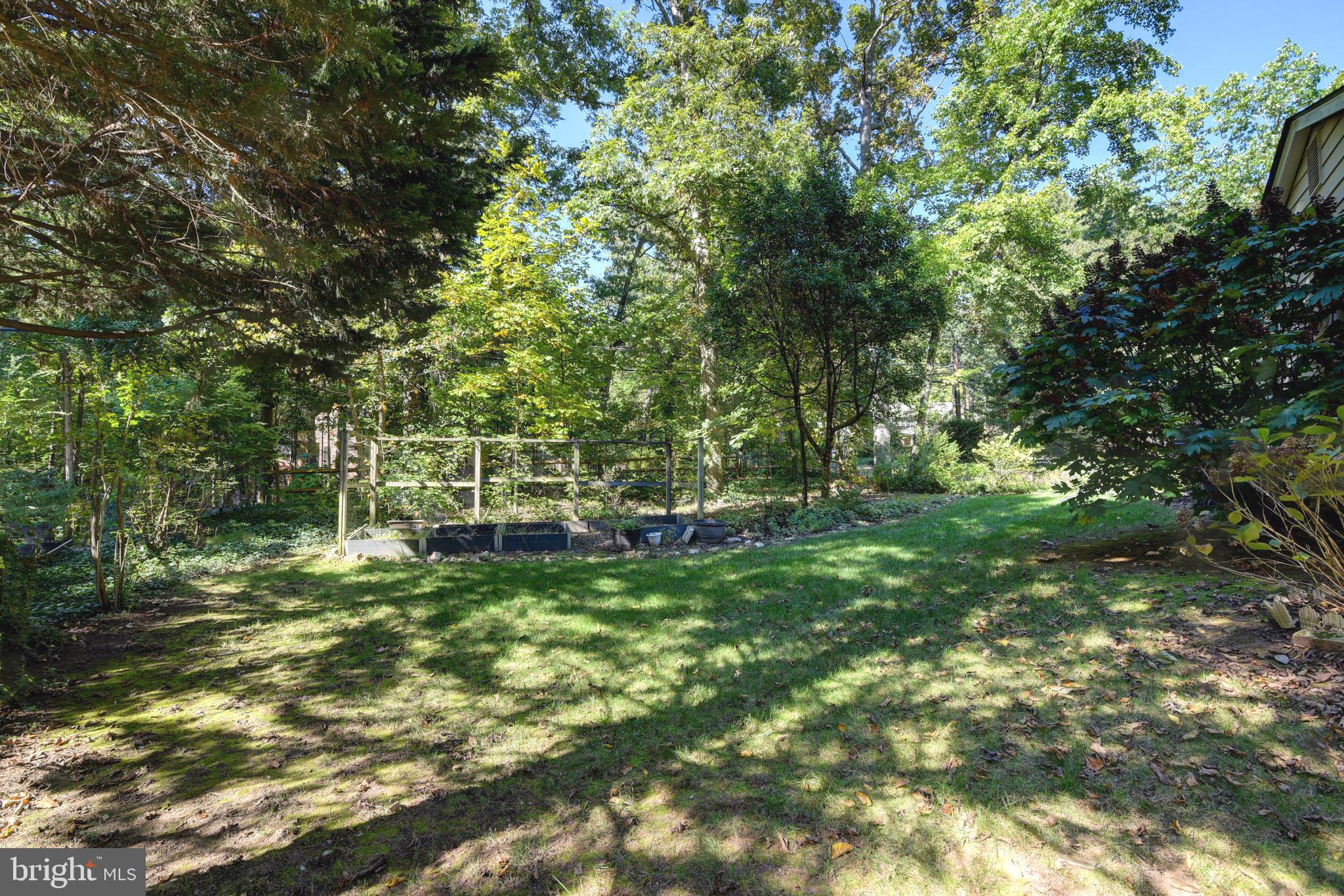 5901 BOOTHE DRIVE