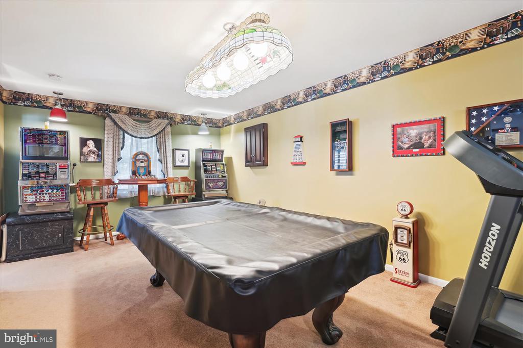 4212 MAJESTIC LANE