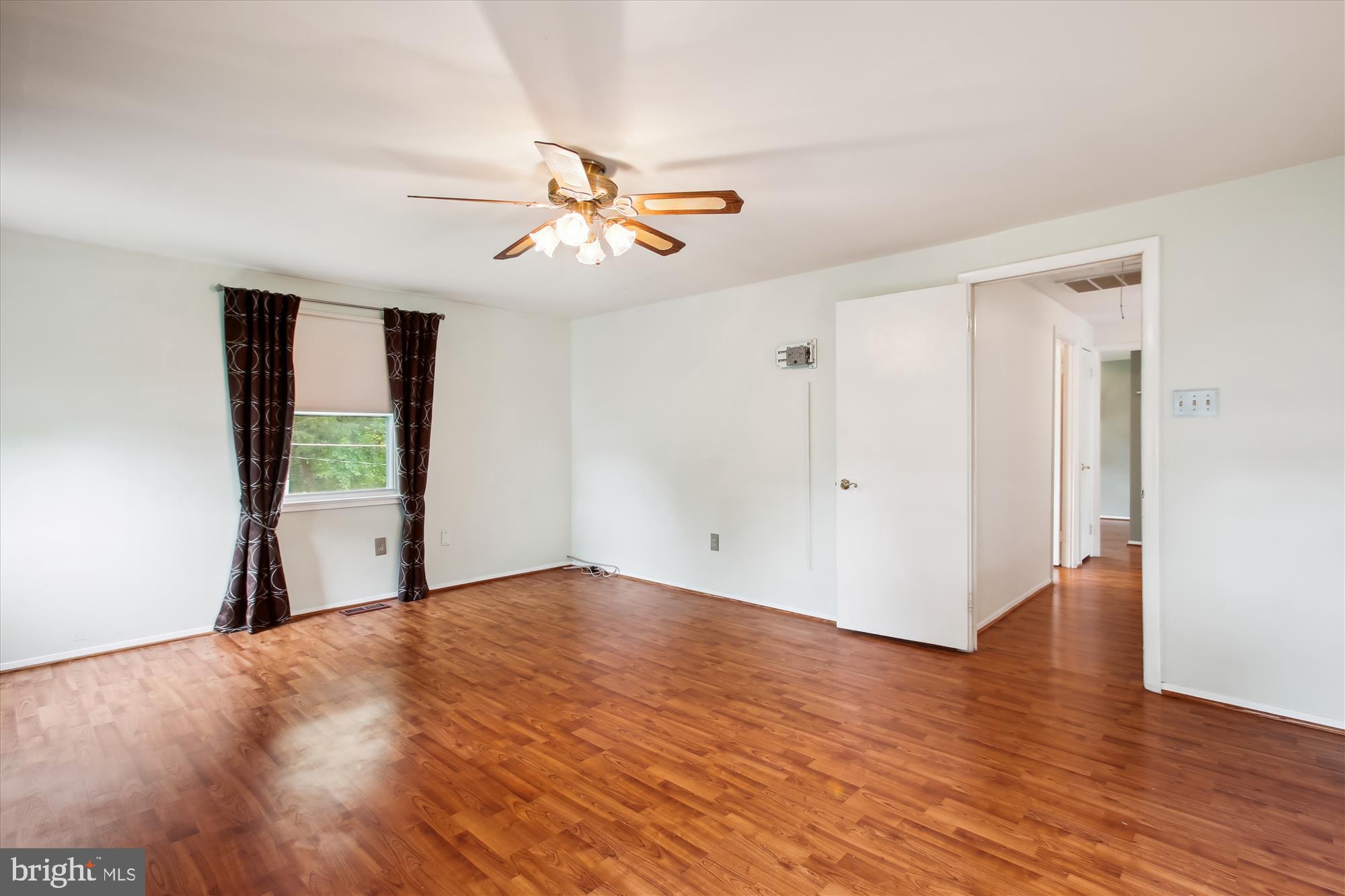 4129 MEADOW HILL LANE