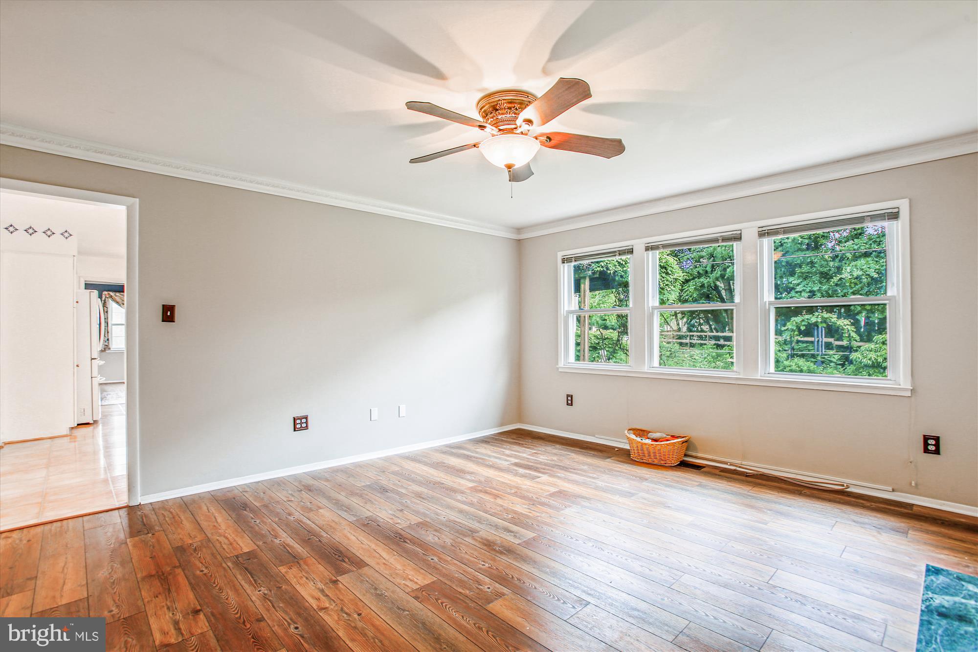 4129 MEADOW HILL LANE